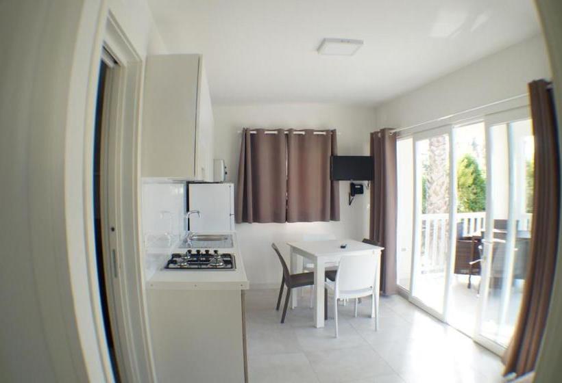 فندق Green Paradise Resort