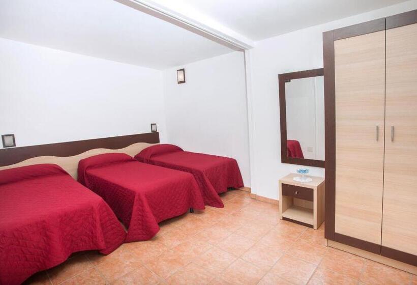 فندق Green Paradise Resort