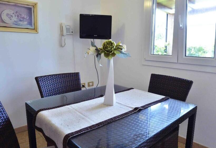 فندق Green Paradise Resort