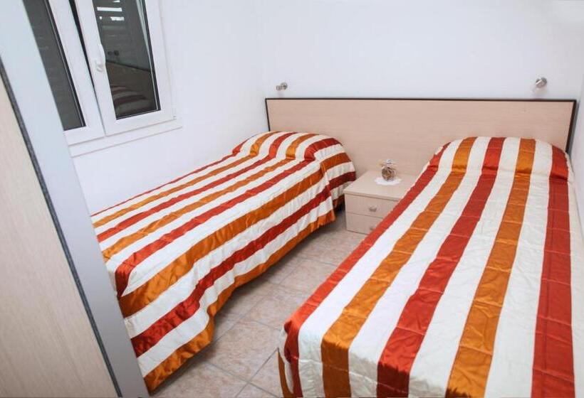 فندق Green Paradise Resort