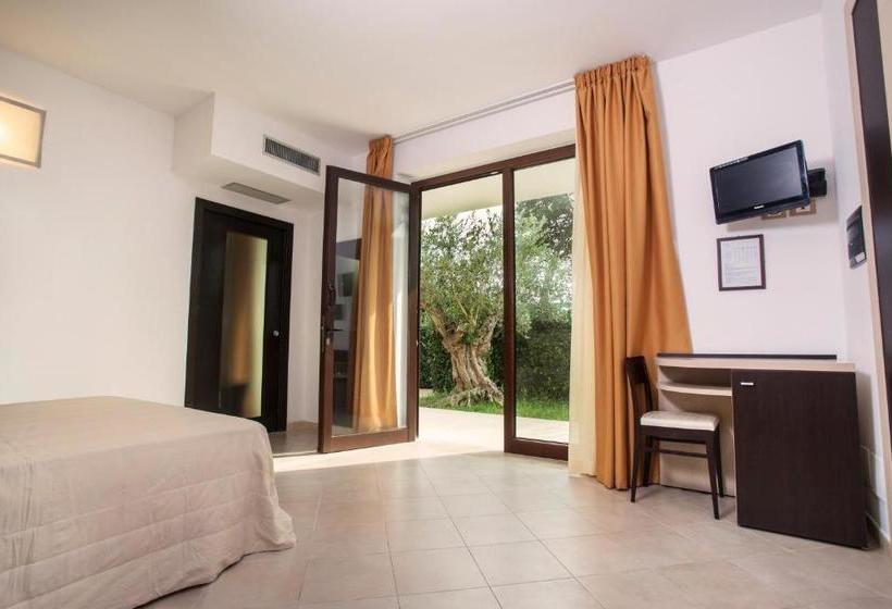 فندق Green Paradise Resort