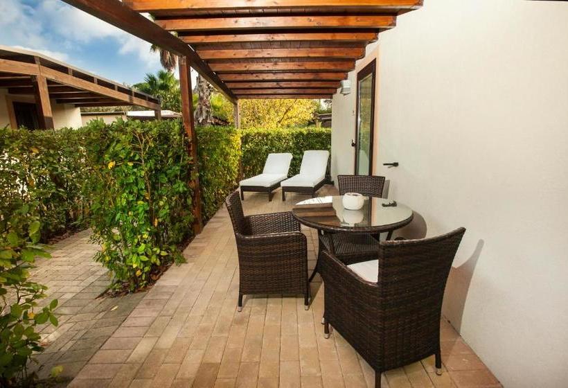 فندق Green Paradise Resort