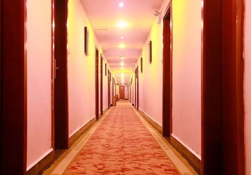 Hotel Greentree Inn Jinan Bus Terminal Station Express