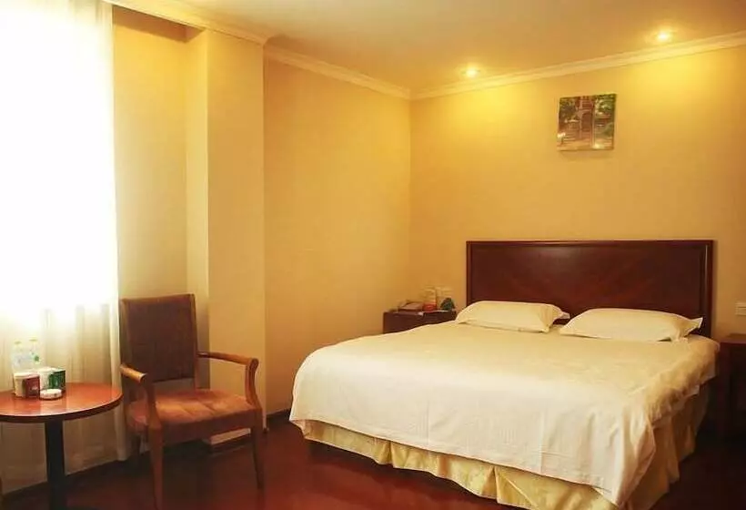 Hotel Greentree Inn Jinan Bus Terminal Station Express