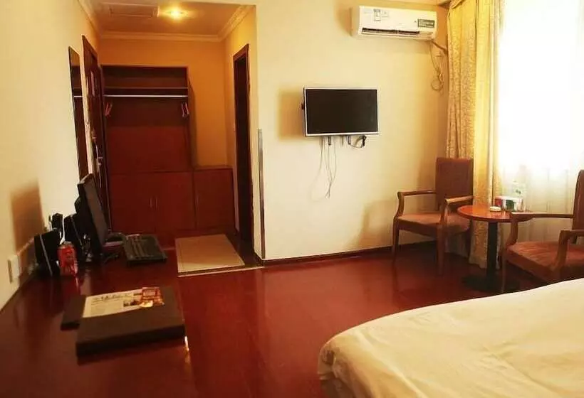 Hotel Greentree Inn Jinan Bus Terminal Station Express