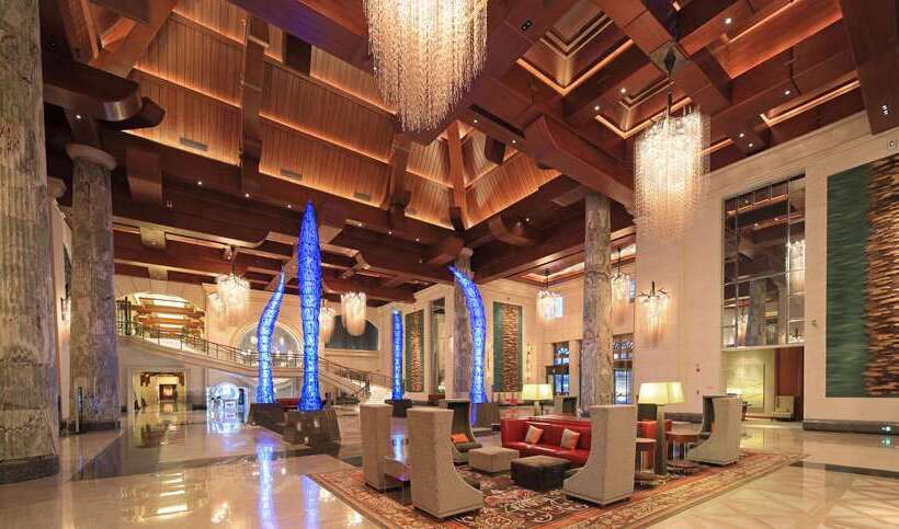 فندق Hilton Qingdao Golden Beach