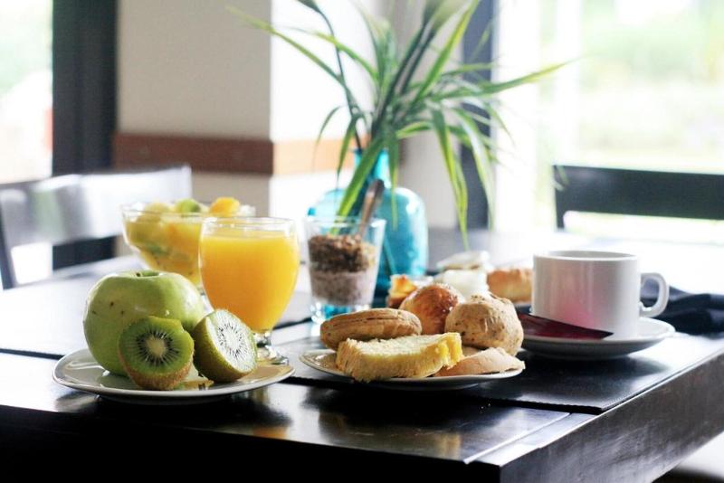 Howard Johnson Hotel Yerba Buena