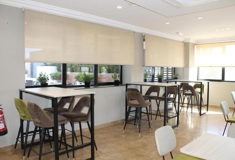 Отель Paraiso Granada