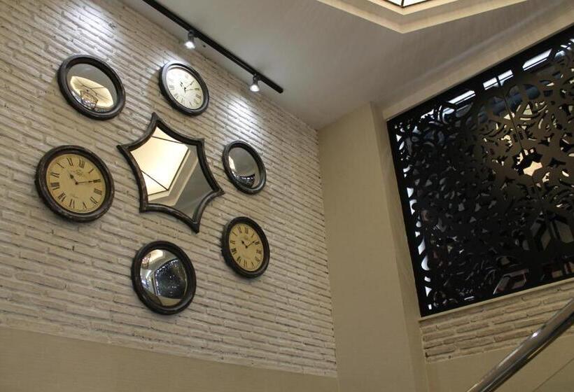 Отель Paraiso Granada