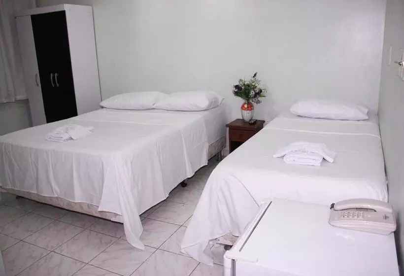 בית מלון כפרי Safari