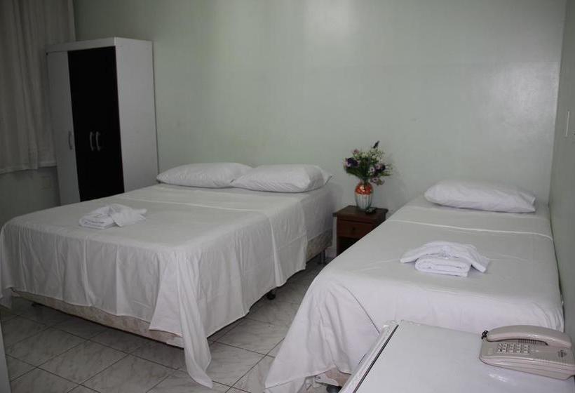 בית מלון כפרי Safari