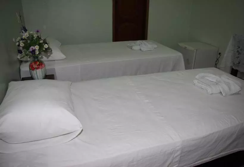 בית מלון כפרי Safari