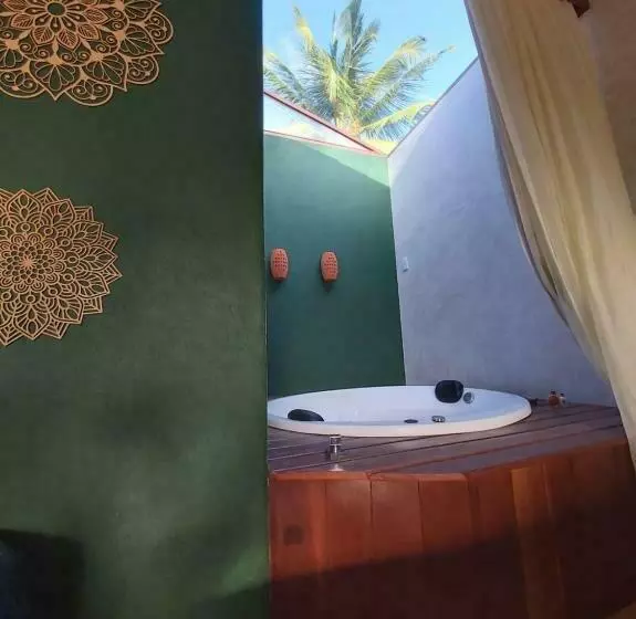 ユースホステル Pousada Flor De Lena Icaraizinho   Suíte Jasmim