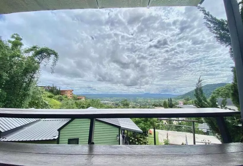 Aamiaismajoitus (B&B) The Owl Khaokho