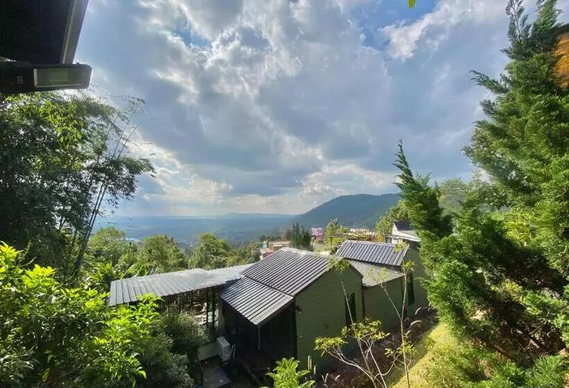 Aamiaismajoitus (B&B) The Owl Khaokho