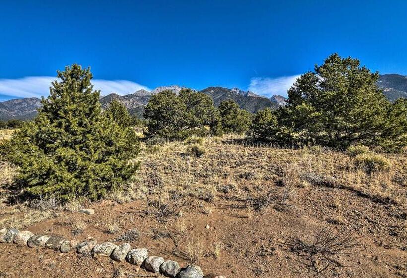 Cozy Remote Retreat • Mountain Views • Stargazing