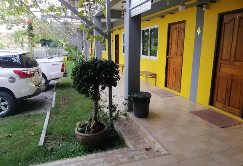ホテル เพลินเพลิน​ วิลล่า