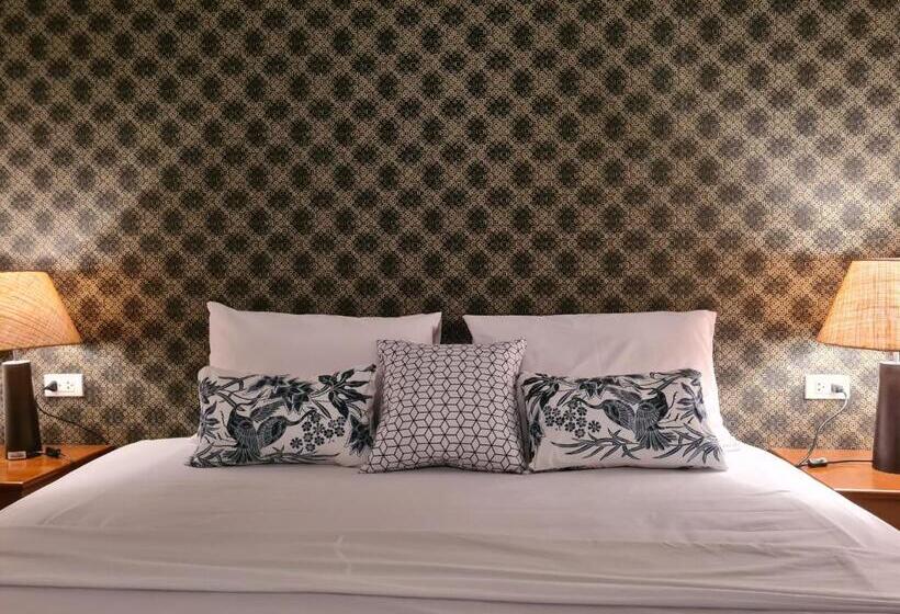 Отель The Caspar