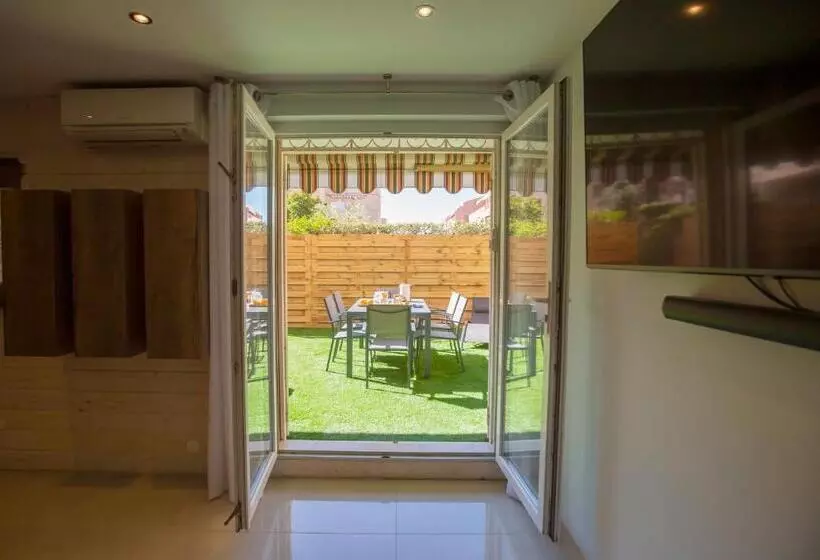 Le P Tit Max, Spacieux Centre Sainte Maxime