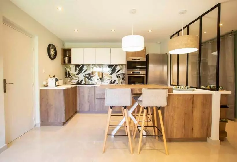 Le P Tit Max, Spacieux Centre Sainte Maxime