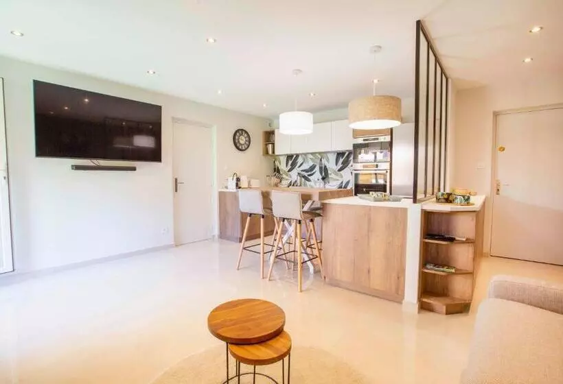 Le P Tit Max, Spacieux Centre Sainte Maxime