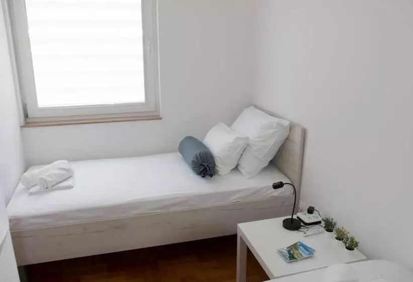 Memories Apartment