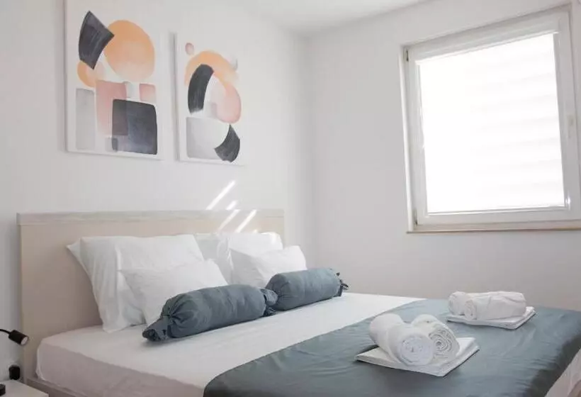 Memories Apartment