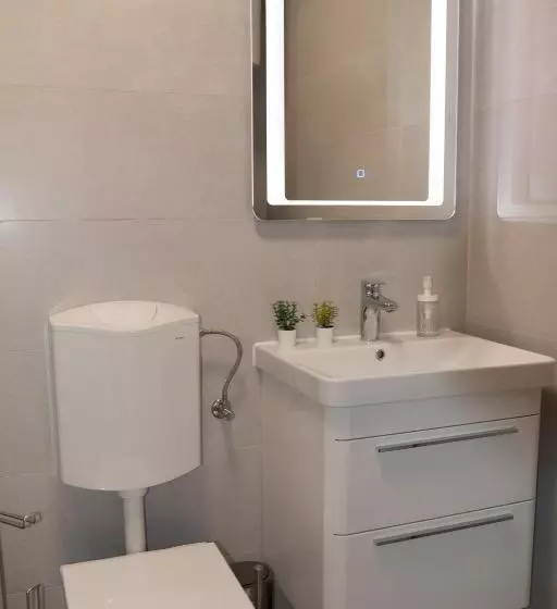 Memories Apartment