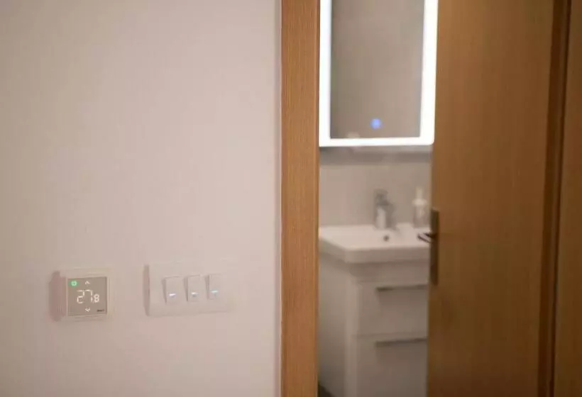 Memories Apartment