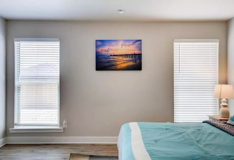 Milano Lodge   Cozy Retreat