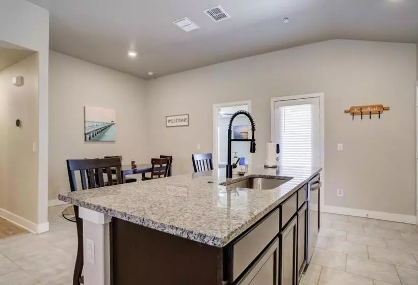 Milano Lodge   Cozy Retreat