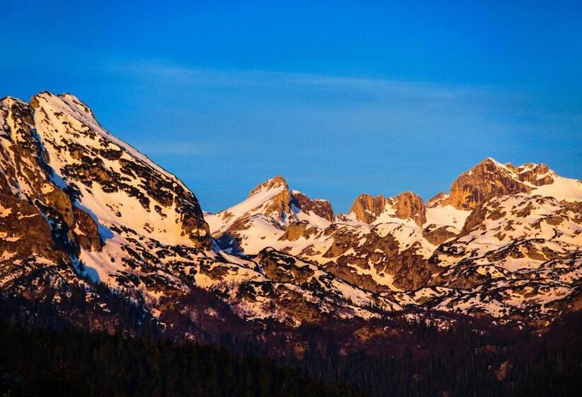 Mountain Houses Emilija