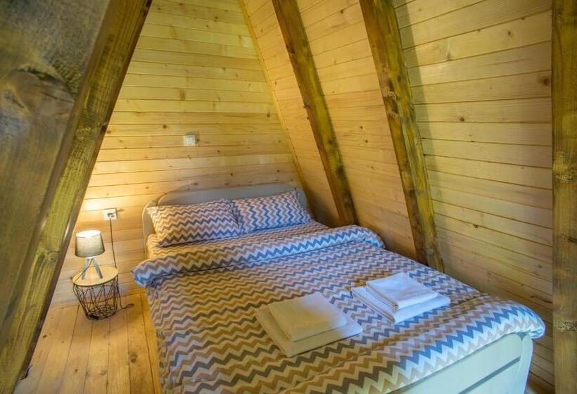 Mountain Houses Emilija