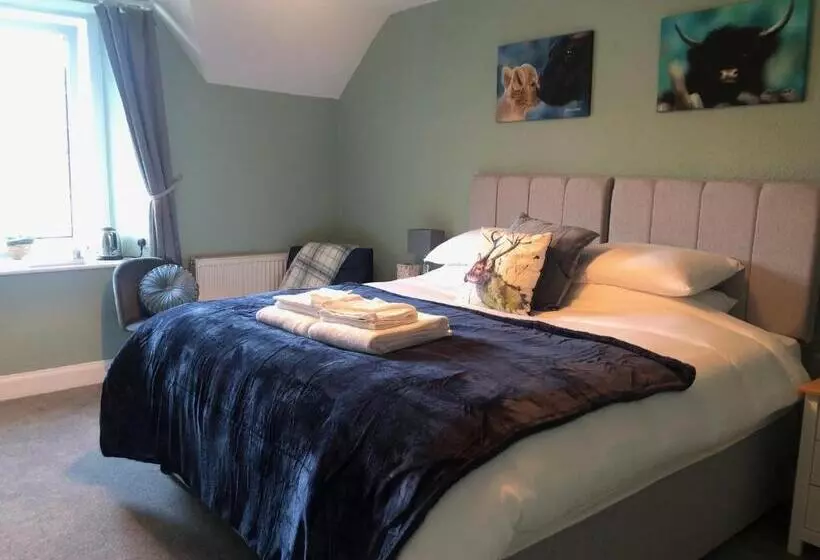 Aamiaismajoitus (B&B) Whinburn Guest House
