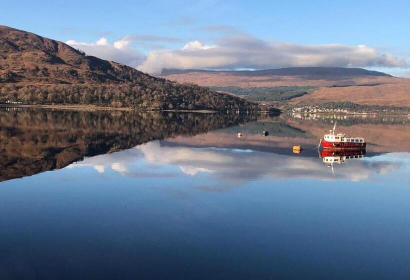 민박 Whinburn Guest House