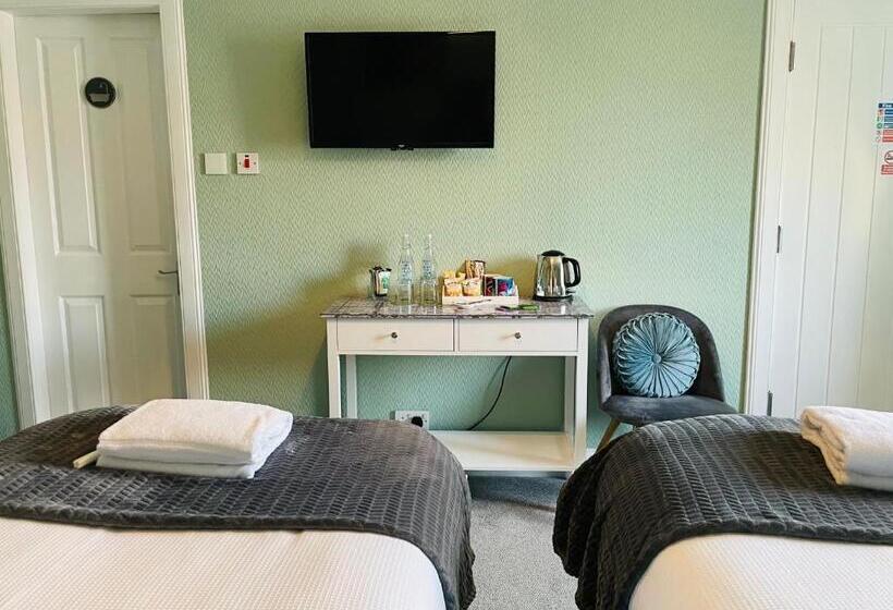 민박 Whinburn Guest House