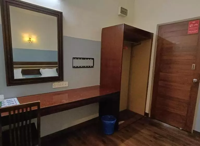 Cozzy Motel