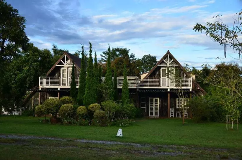 ペンション ไอหมอก ชาเล่ต์