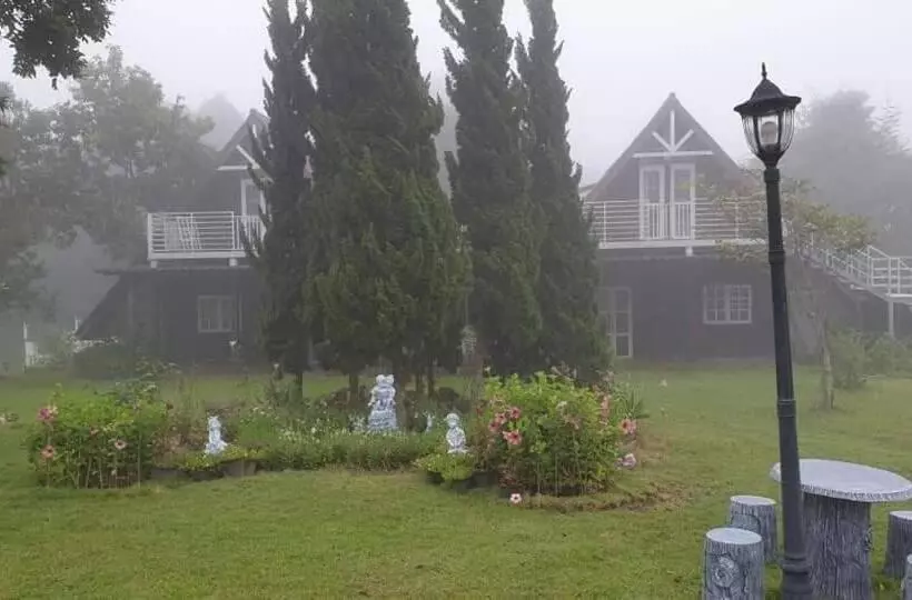 ペンション ไอหมอก ชาเล่ต์