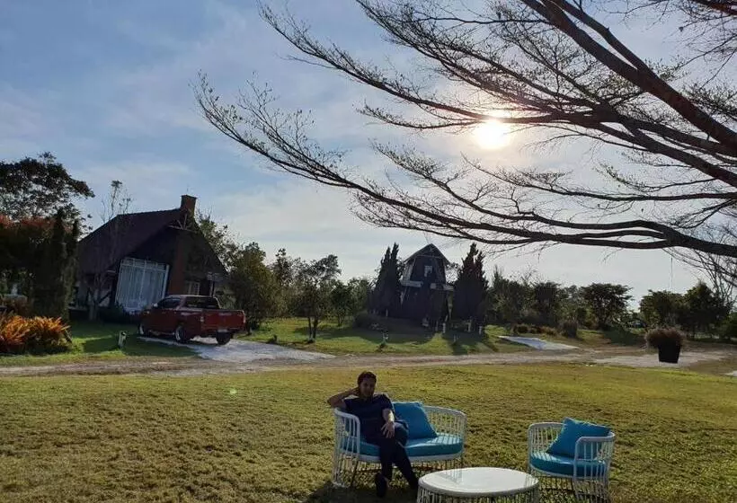 ペンション ไอหมอก ชาเล่ต์