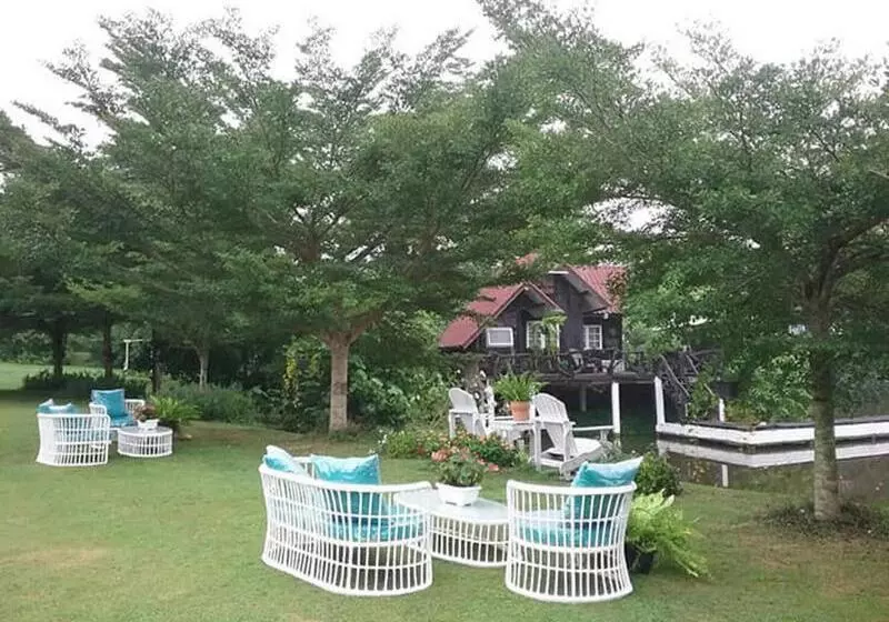 ペンション ไอหมอก ชาเล่ต์