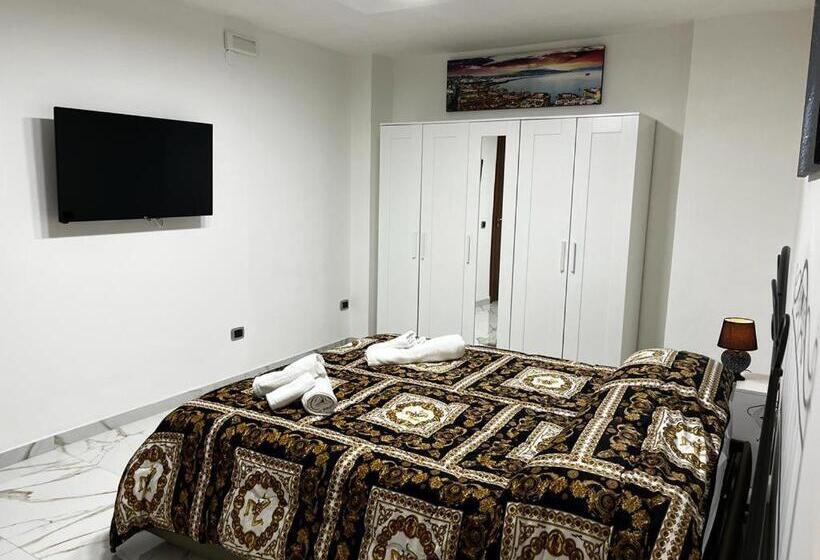 پانسیون Roy Nel Cuore Di Napoli