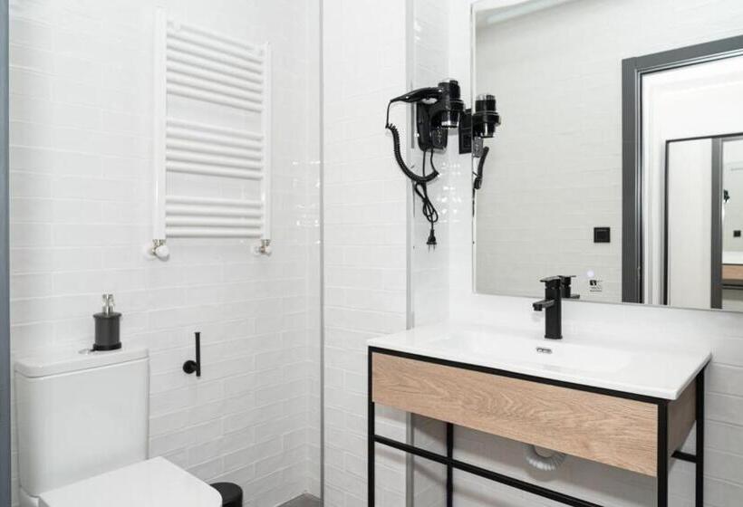 Pension H30 Salces Licencia Hbi01292