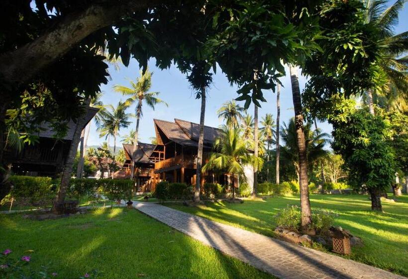 Курорт The Kirana Tembok