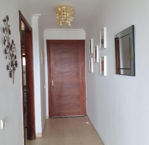 Sea View Cosy Apartment