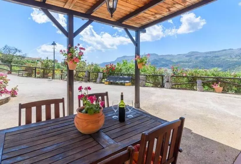 Villa Paqui Villanueva De La Concepción By Ruralidays