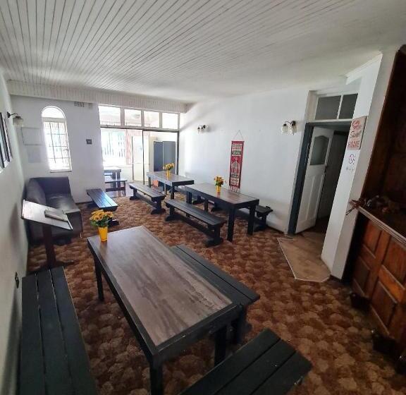 Общежитие Melville House