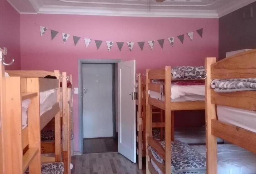 Общежитие Melville House