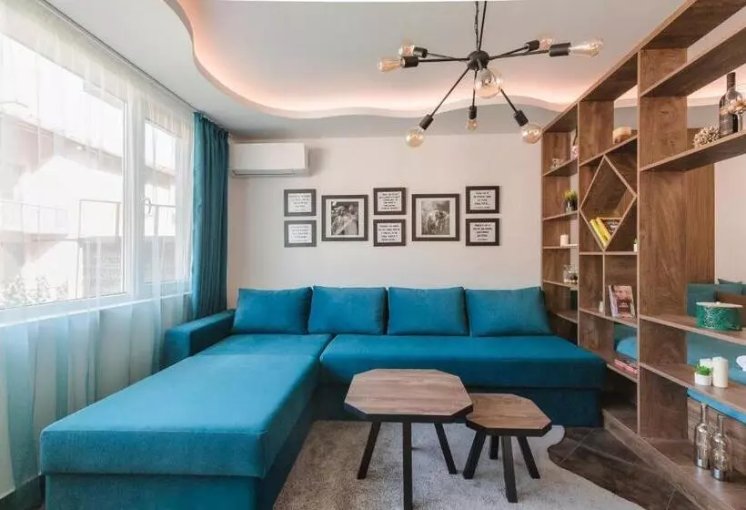 Majatalo орфеевите песни