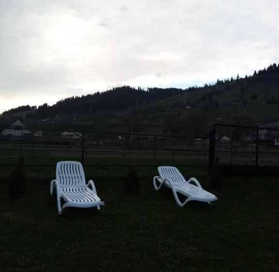 ペンション Casa Prundari Nicu și Mirela